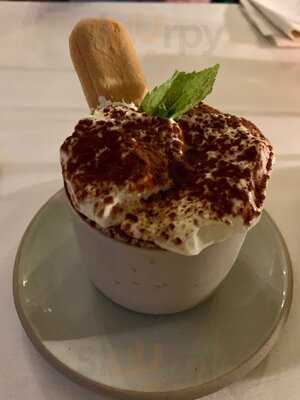 Riviera Enoteca Con Cucina