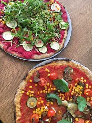 Stripped Pizza Talacker