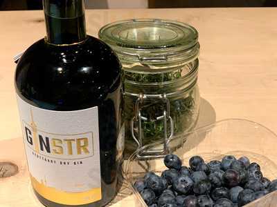 Prosit Cafe & Restaurant