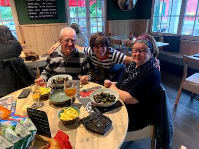 Prosit Cafe & Restaurant