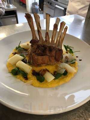 Kitchen & Bar At Courtyard