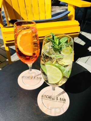 Kitchen & Bar At Courtyard