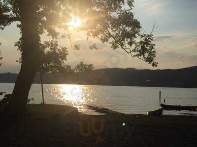 Slowdown-bistro Im Bootshaus