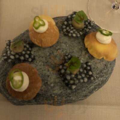 Gustav Café And Confiserie