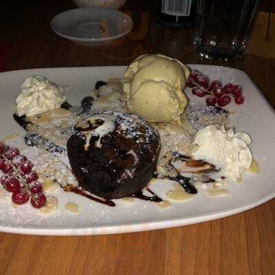 Cipriano - Wine & Ham