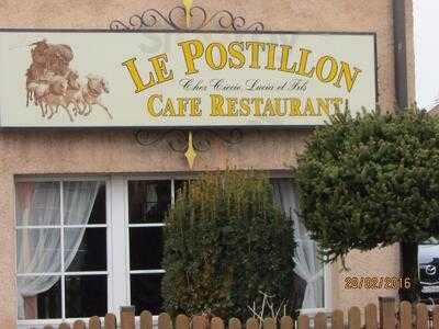 Le Postillon