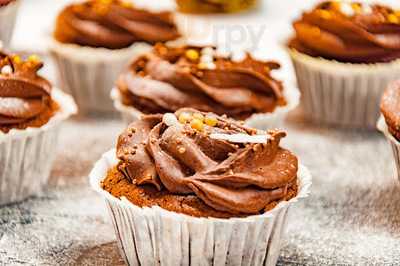 Café Cuore, Del Brocco