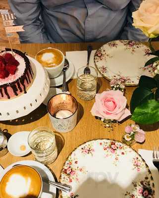 Café Cuore, Del Brocco