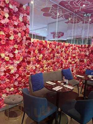 White Rabbit - Brunch & Co