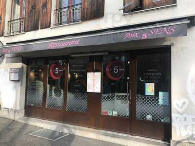 Aux 5 Sens