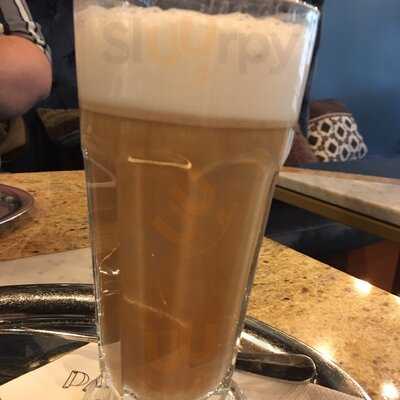 Palette Restaurant Café Bar