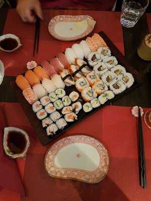 Sakura Japanese Restaurant