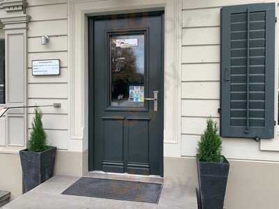 Minine Sushi Restaurant