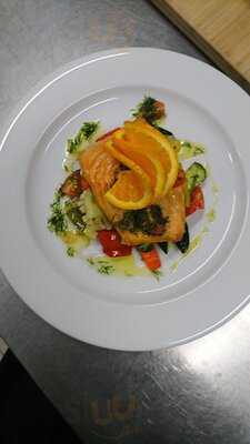 Minimum Boulder Bar Restaurant