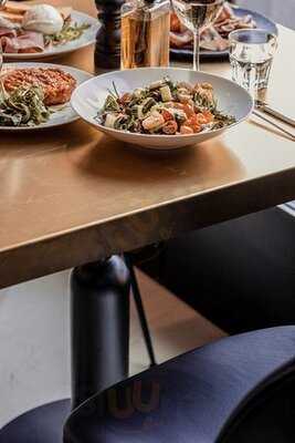 Cellini Caffè & Bar