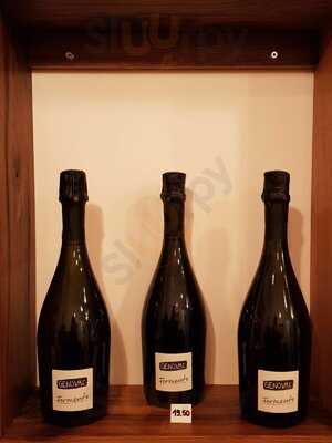 Genovas Fine Food & Beverage