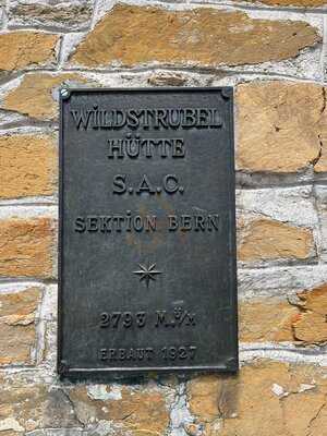 Wildstrubel Hutte