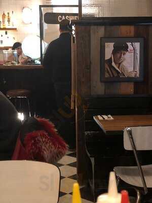 The Hamburger Foundation - Thf Paquis