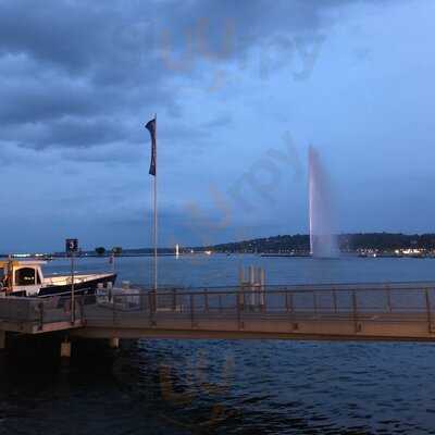 Leopard Lounge & Bar