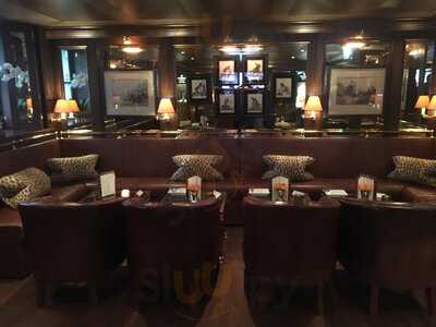 Leopard Lounge & Bar