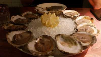 Gouzer Oyster Bar - Paquis