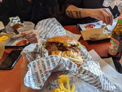 The Hamburger Foundation - Eaux-vives