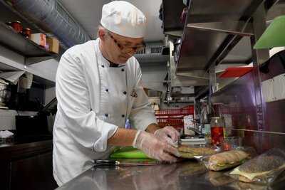 Andre Sandwich Kurier Basel