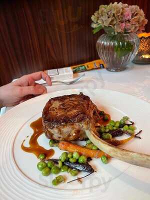 Three Point Culinary Lounge