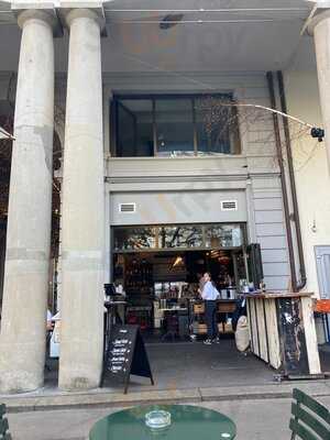 Milchbar Am Paradeplatz