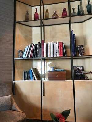 Barchetta Bar & Lounge