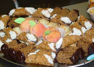 Gran Gusto Gelateria Pasticceria Bar