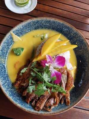 Nón Lá Vietnamese Kitchen