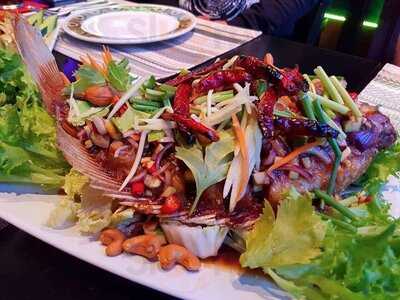 4 You Bar And Karoke