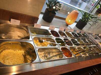 Tavtai Mongolian Barbecue & Sushi