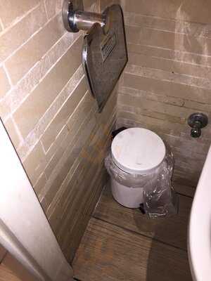 La Maison Du Gateau Par Christophe Renou