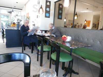 Café Höngg D'bio Insle