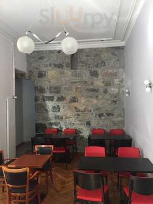 Cafe Sandwicherie Du Theatre