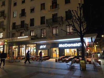 Mcdonald's Restaurant