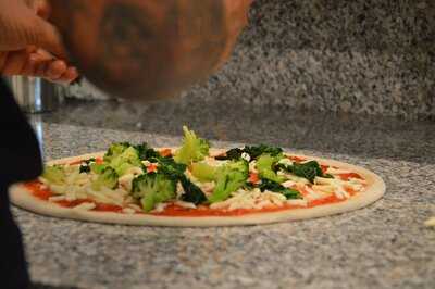 Dieci Pizza Kurier Zürichberg