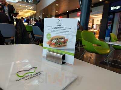 Sportsbar & Terrasse