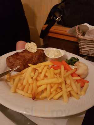 Paulo's Cafe Restaurant