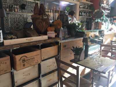 Wine Bar - Vineria Ticinese