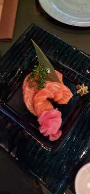 Lugangeles Tropical Café