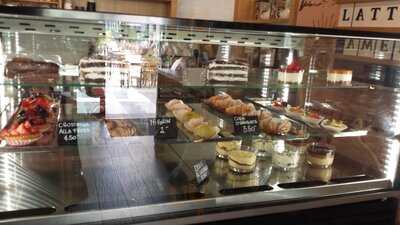 Latte Macchiato Bakery & Caffè