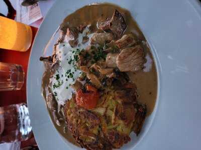 Dupont Brasserie & Bar