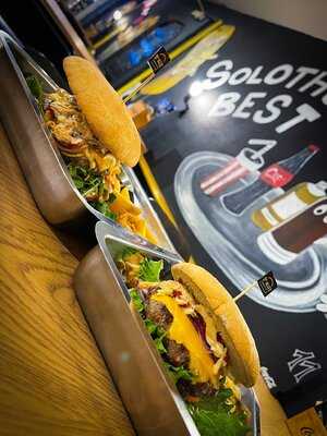 19th Alley Burger & Co