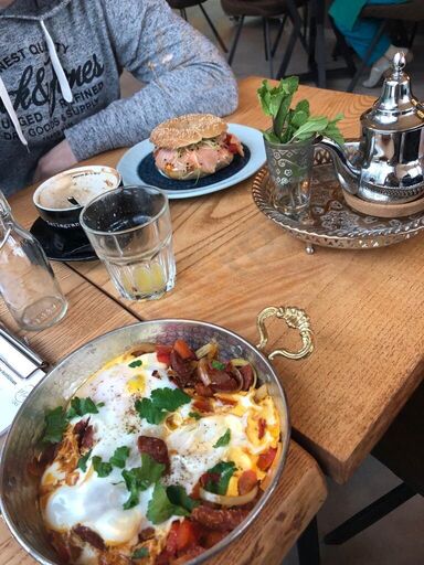 Chez Miry