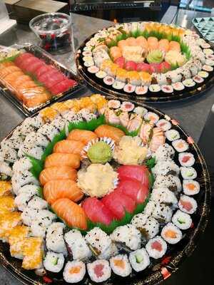 Sushi Bar & Café Uramakiya