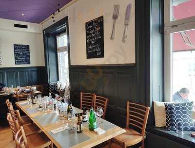 Yooji's Passage Sihlquai