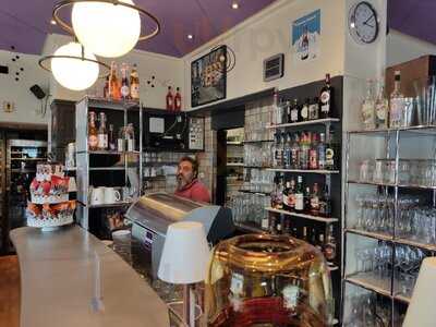 Yooji's Passage Sihlquai